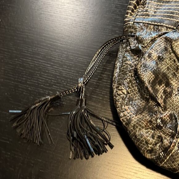 NWOT Red by Marc Ecko Python Shoulder Bag - Picture 3 of 9